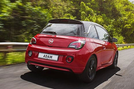 gay_motoring_opel_adam_rear