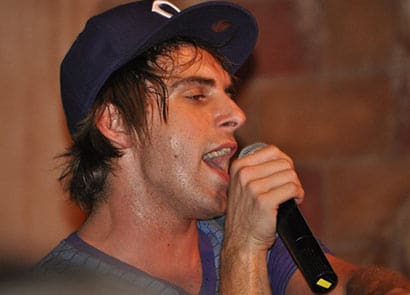 Christian-rock-star-comes-out-as-gay-to-his-wife