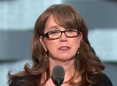 Mother-of-Orlando-victim-emotional-speech-Democratic-Party-Convention