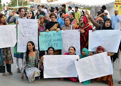 Pakistani transgender activists (Pic: Human Rights Watch)
