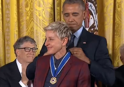 ellen-almost-misses-white-house-medal-ceremony