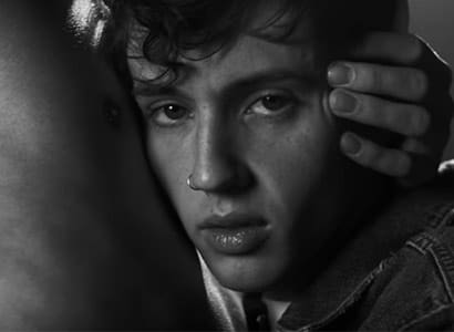Troye-Sivan-honours-LGBTactivists-in-his-new-music-video
